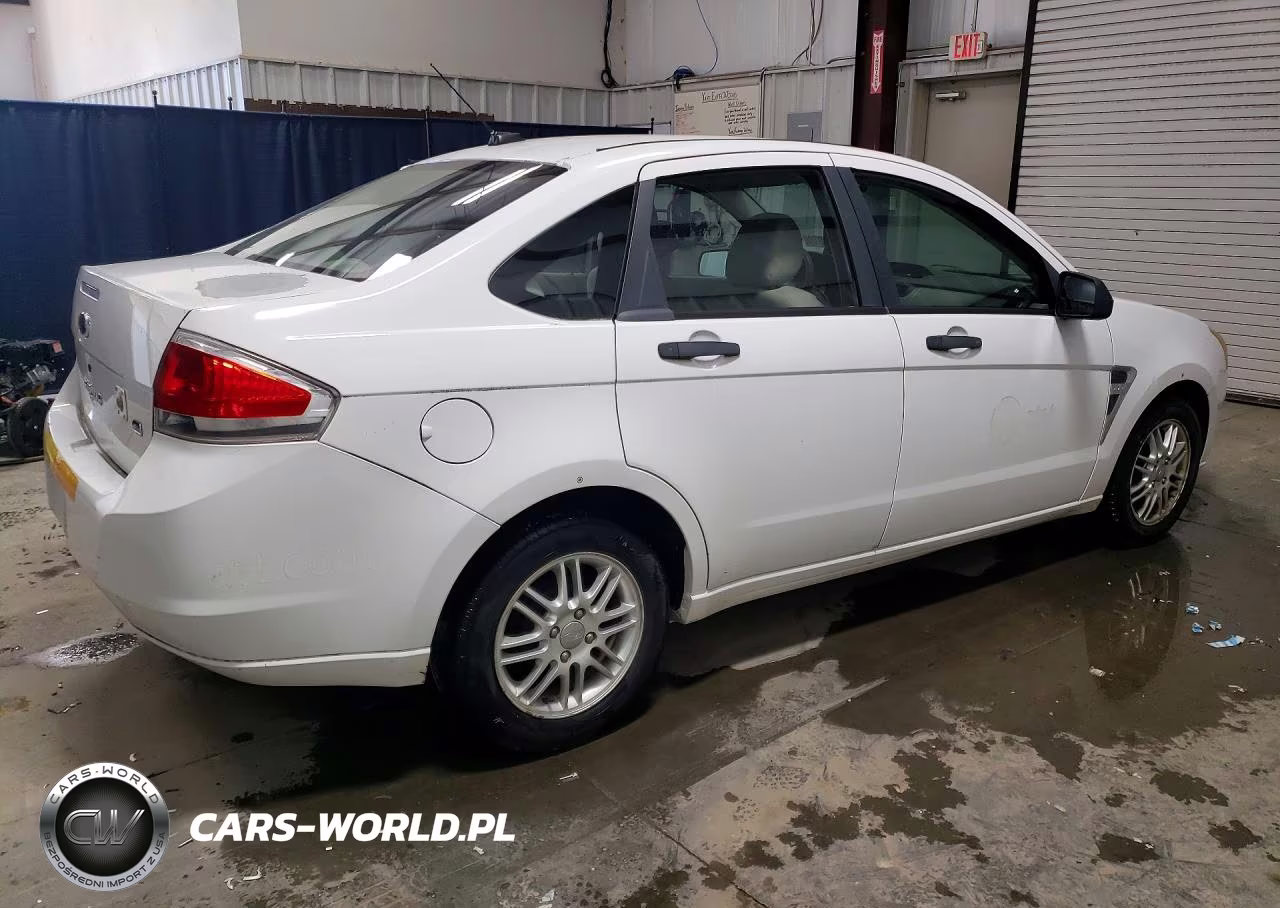 2008 Ford Focus Se VIN:1FAHP35N98W182641 - 3