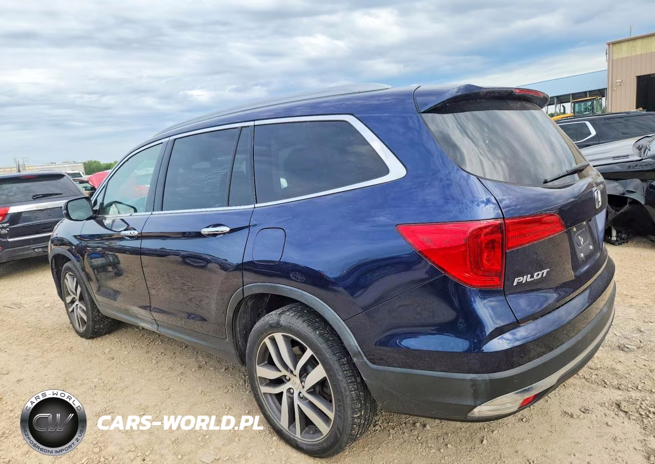 2016 Honda Pilot Touring VIN:5FNYF6H93GB082499 - 2