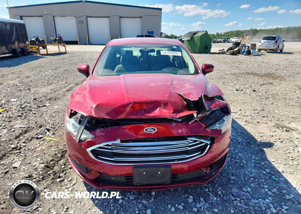 2018 Ford Fusion Se Hybrid VIN:3FA6P0LU4JR208636 - 5