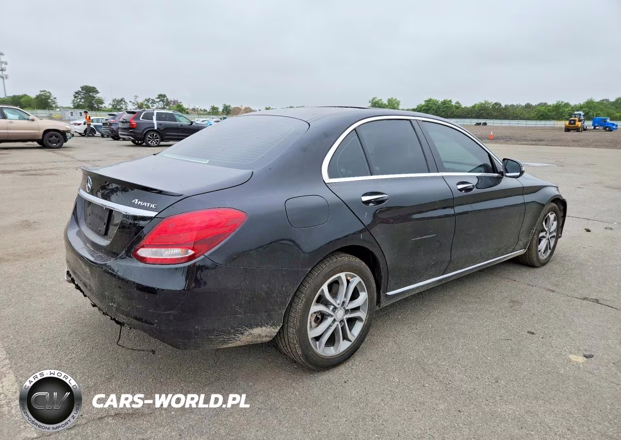 2016 Mercedes-Benz C 300 4Matic VIN:55SWF4KB5GU106534 - 3