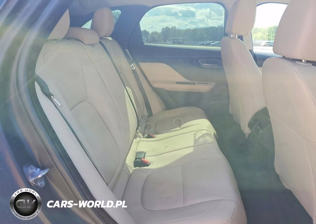 2017 Jaguar F-Pace Premium VIN:SADCJ2BV1HA494121 - 11