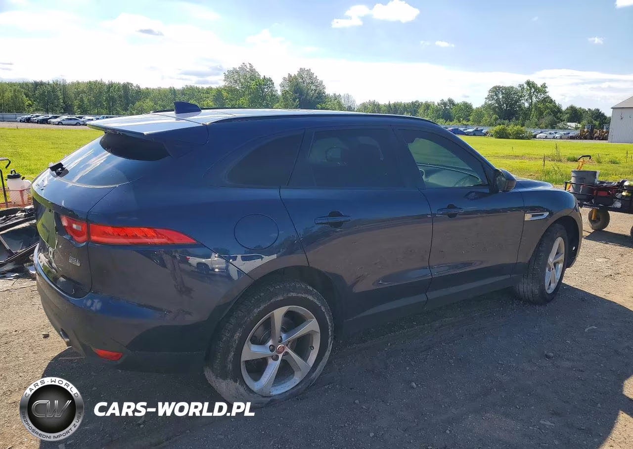 2017 Jaguar F-Pace Premium VIN:SADCJ2BV1HA494121 - 3