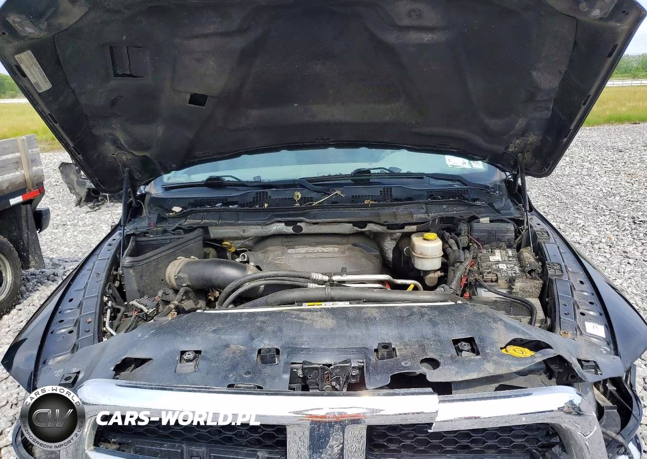 2018 Ram 3500 St VIN:3C63R3CJ0JG132589 - 7