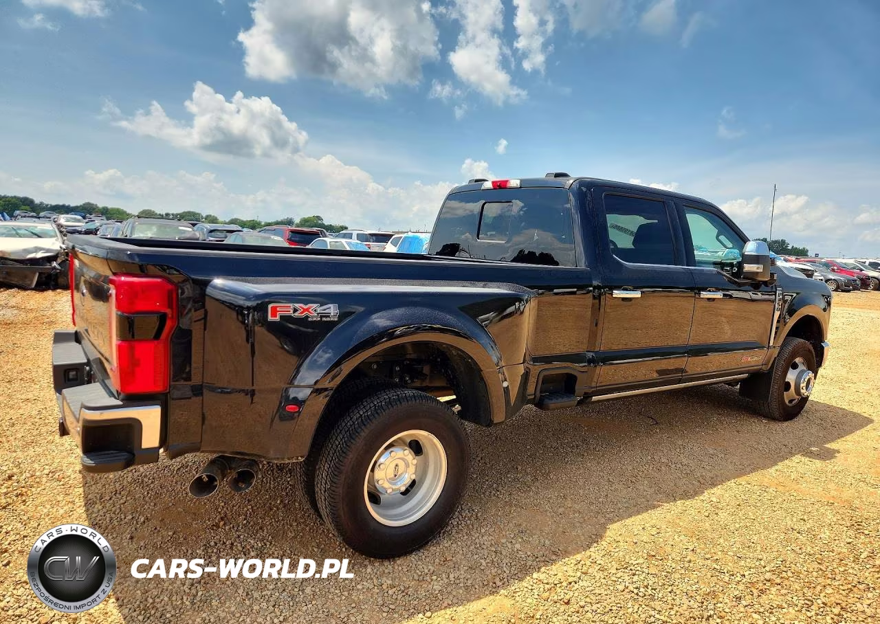 2026 Ford F350 Super Duty VIN:1FT8W3DM8TEC82587 - 3