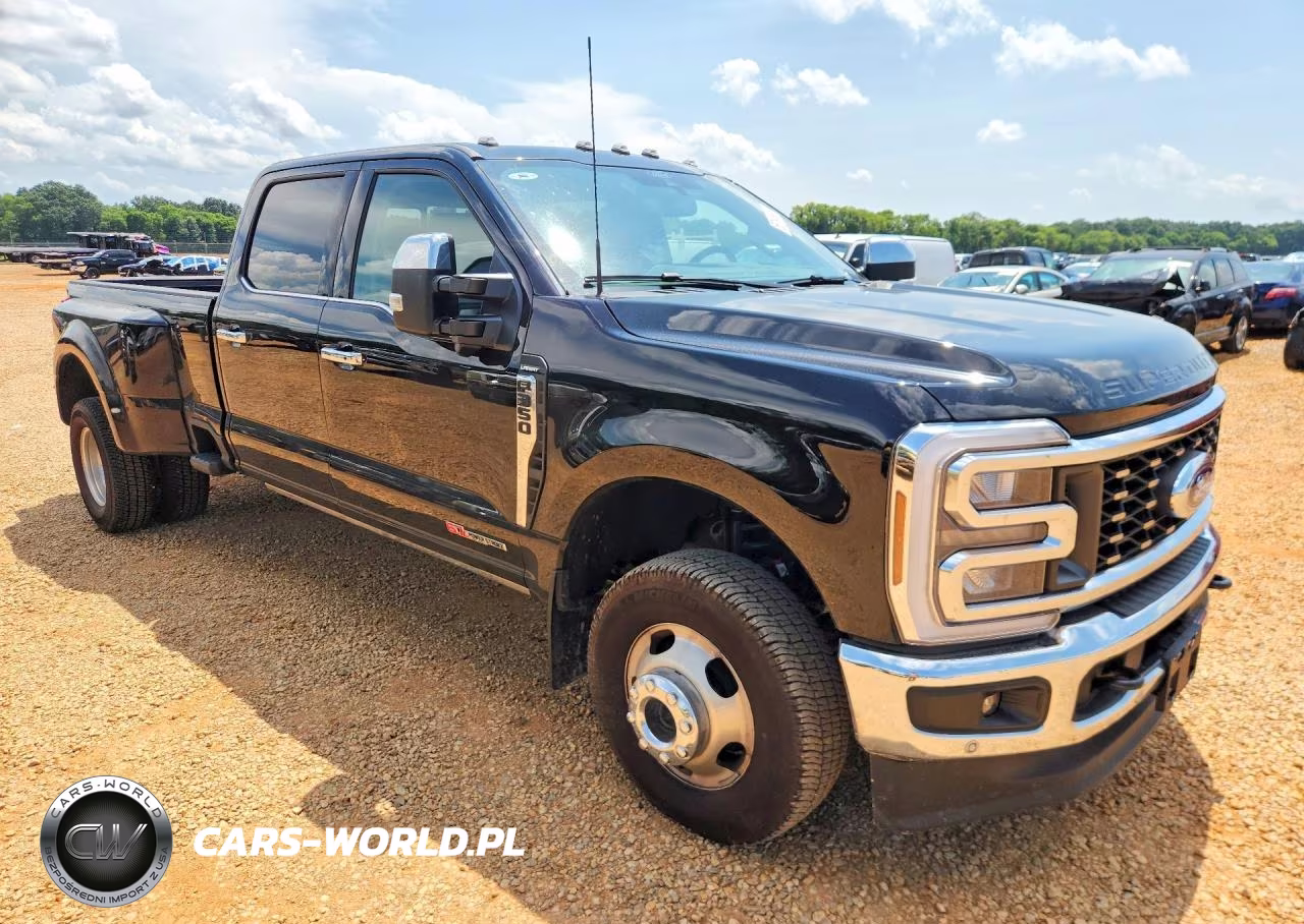 2026 Ford F350 Super Duty VIN:1FT8W3DM8TEC82587 - 4