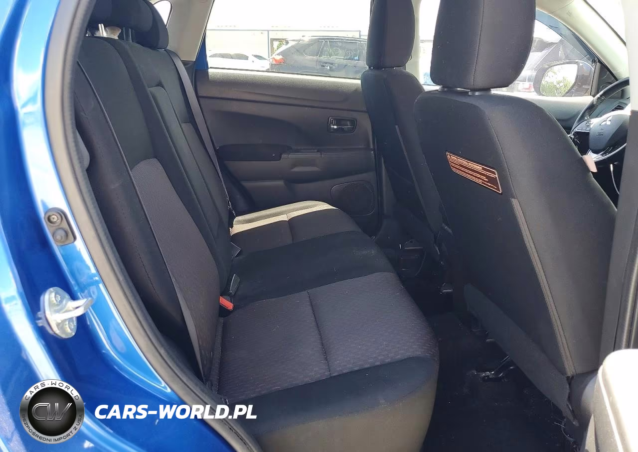 2018 Mitsubishi Outlander Sport Es VIN:JA4AP3AUXJU014303 - 11