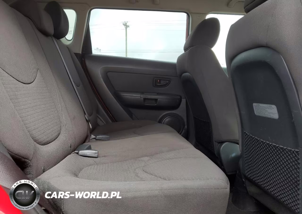 2013 Kia Soul VIN:KNDJT2A54D7615407 - 10