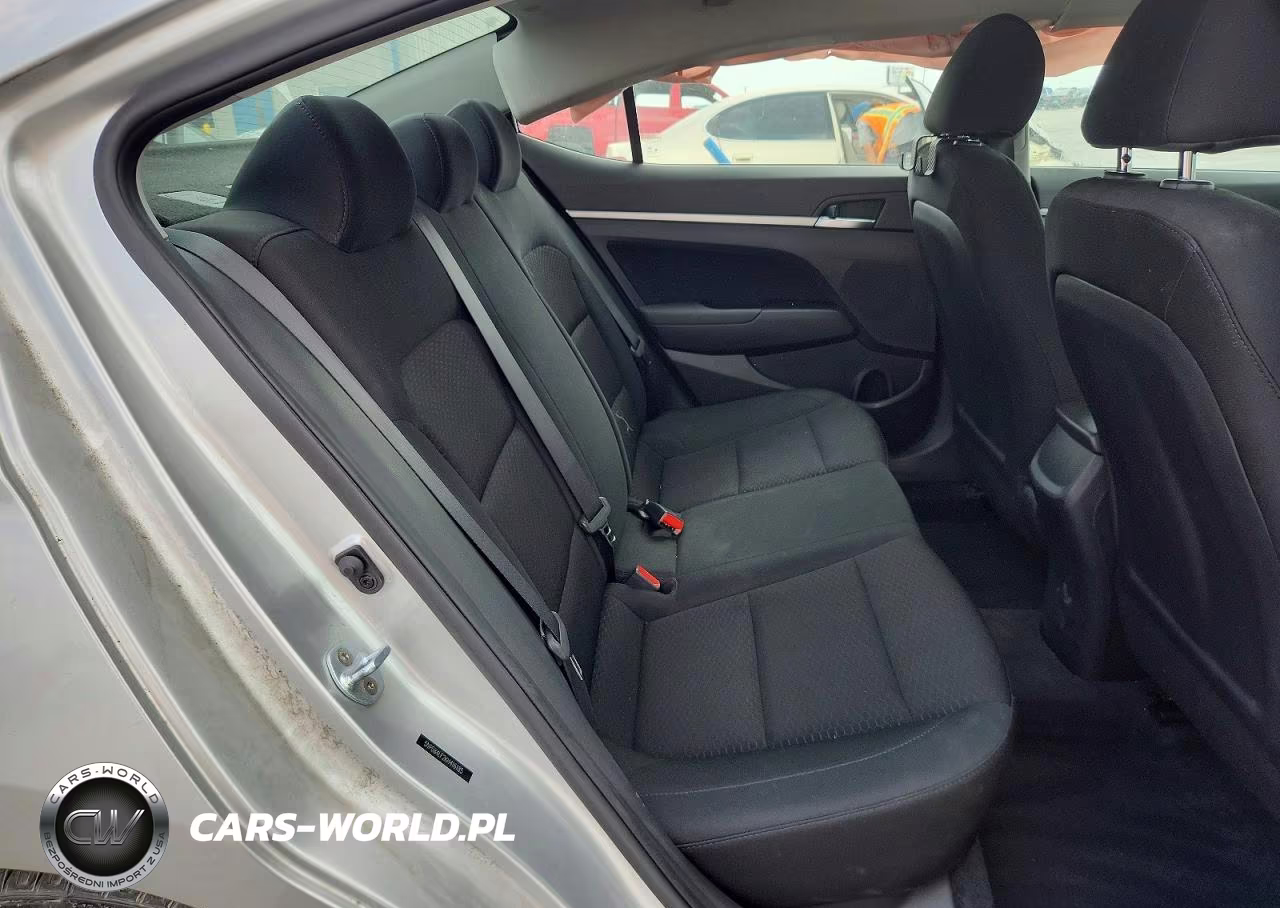 2019 Hyundai Elantra Sel VIN:5NPD84LF2KH416185 - 10