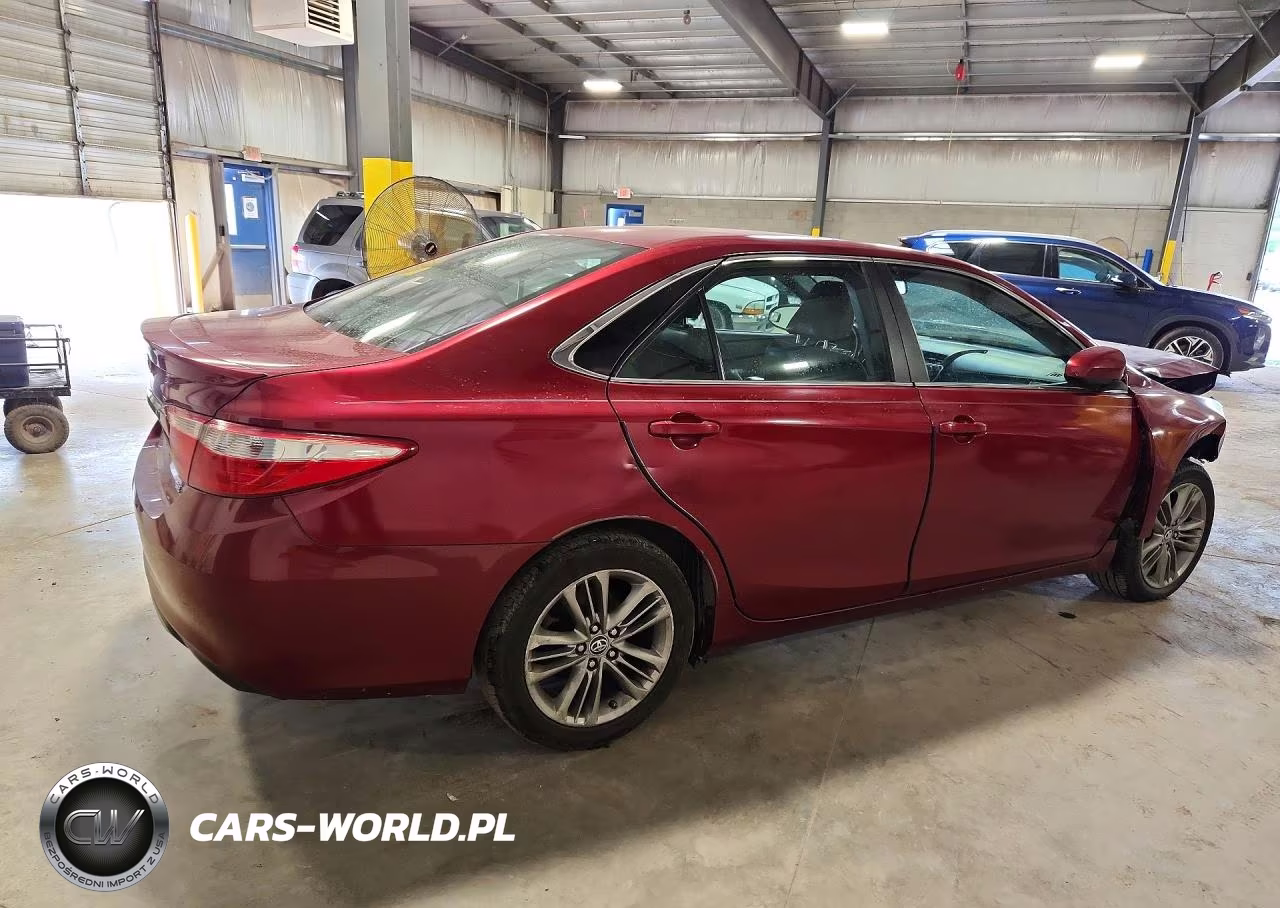 2016 Toyota Camry Se VIN:4T1BF1FK5GU571309 - 3