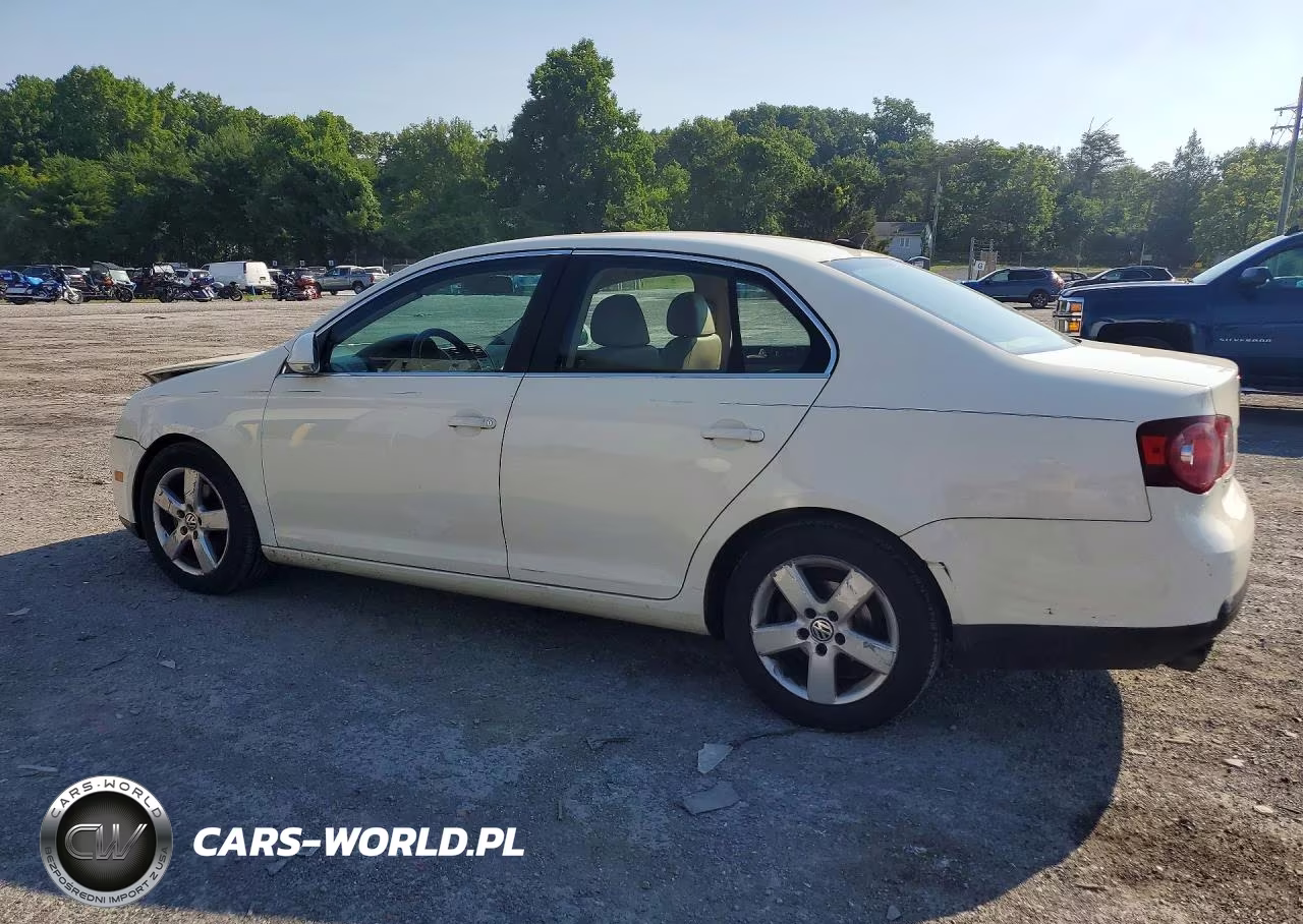 2008 Volkswagen Jetta VIN:3VWRM71K28M107299 - 2
