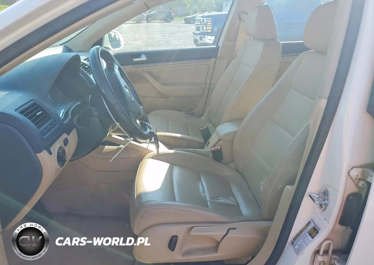 2008 Volkswagen Jetta VIN:3VWRM71K28M107299 - 7