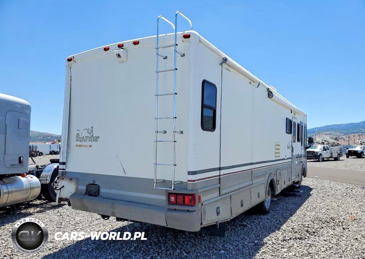 2000 Fleetwood Bounder Rv VIN:3FCNF53S5YJA08779 - 4