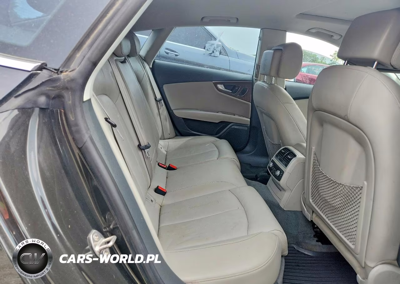 2016 Audi A7 Premium Plus VIN:WAUWGAFC3GN025451 - 10