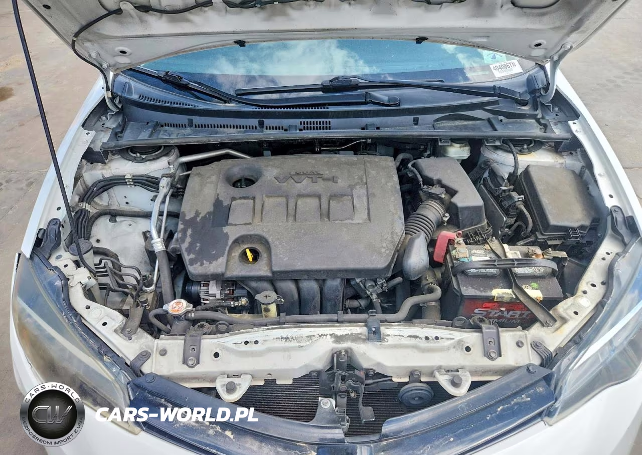 2018 Toyota Corolla Le VIN:5YFBURHE3JP840007 - 11