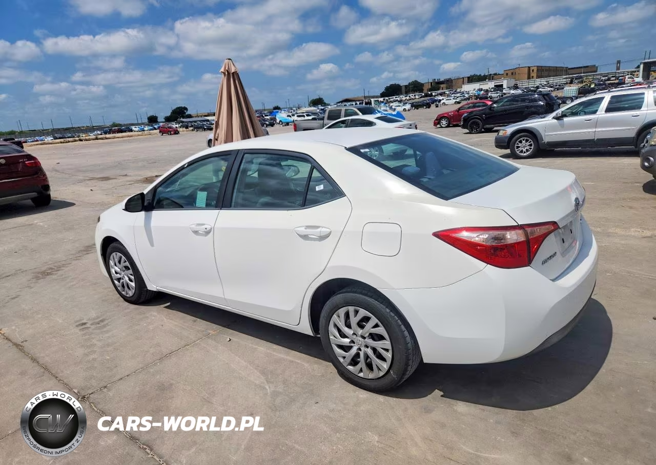 2018 Toyota Corolla Le VIN:5YFBURHE3JP840007 - 2