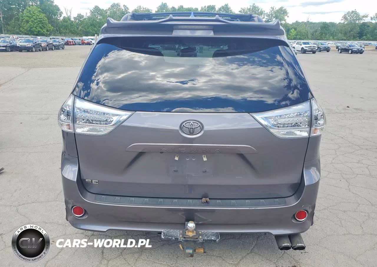 2017 Toyota Sienna Se VIN:5TDXZ3DC1HS849816 - 6
