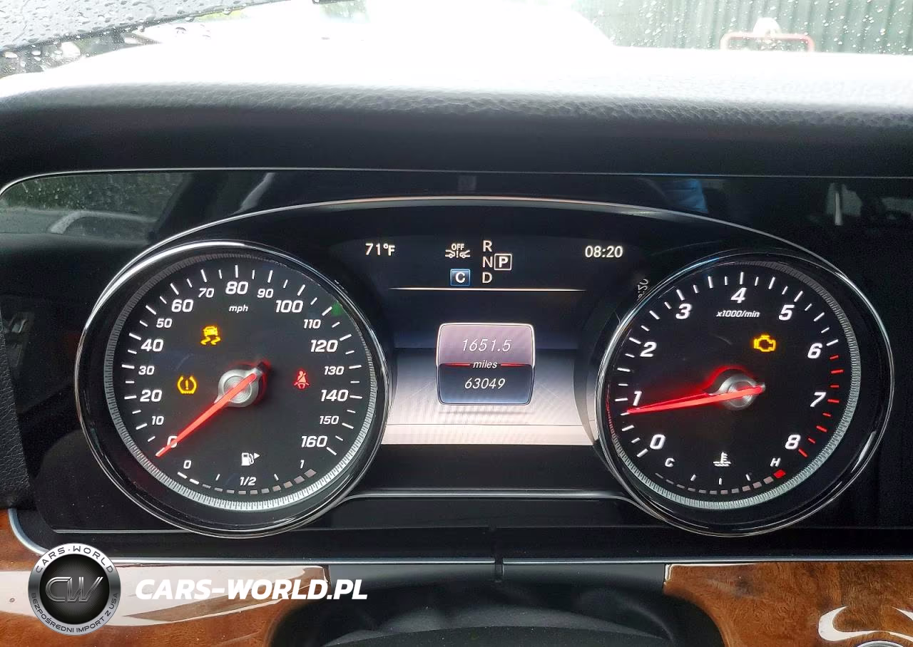 2018 Mercedes-Benz E 300 4Matic VIN:WDDZF4KB2JA478367 - 9