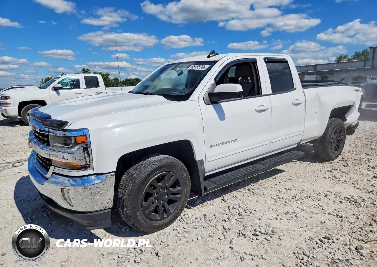 2018 Chevrolet Silverado K1500 Lt VIN:1GCVKREH0JZ209576 - 1