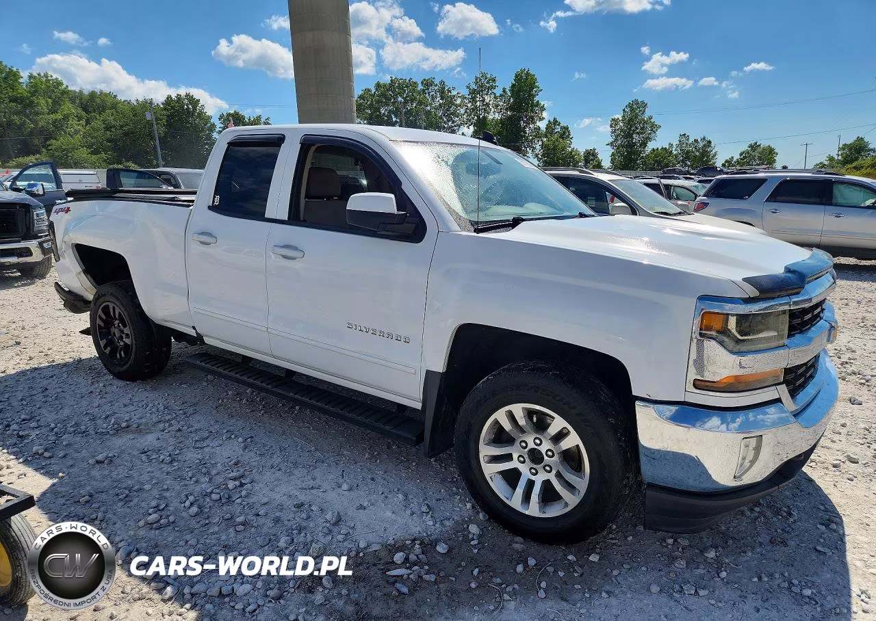 2018 Chevrolet Silverado K1500 Lt VIN:1GCVKREH0JZ209576 - 4