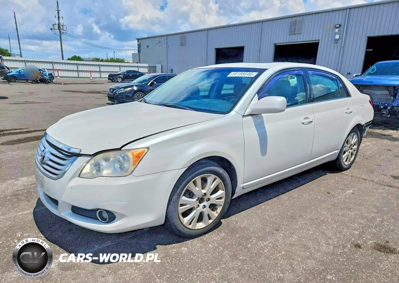 2010 Toyota Avalon Xls