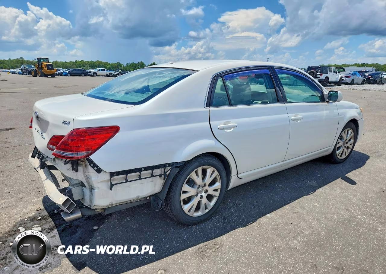 2010 Toyota Avalon Xls VIN:4T1BK3DB7AU352370 - 3