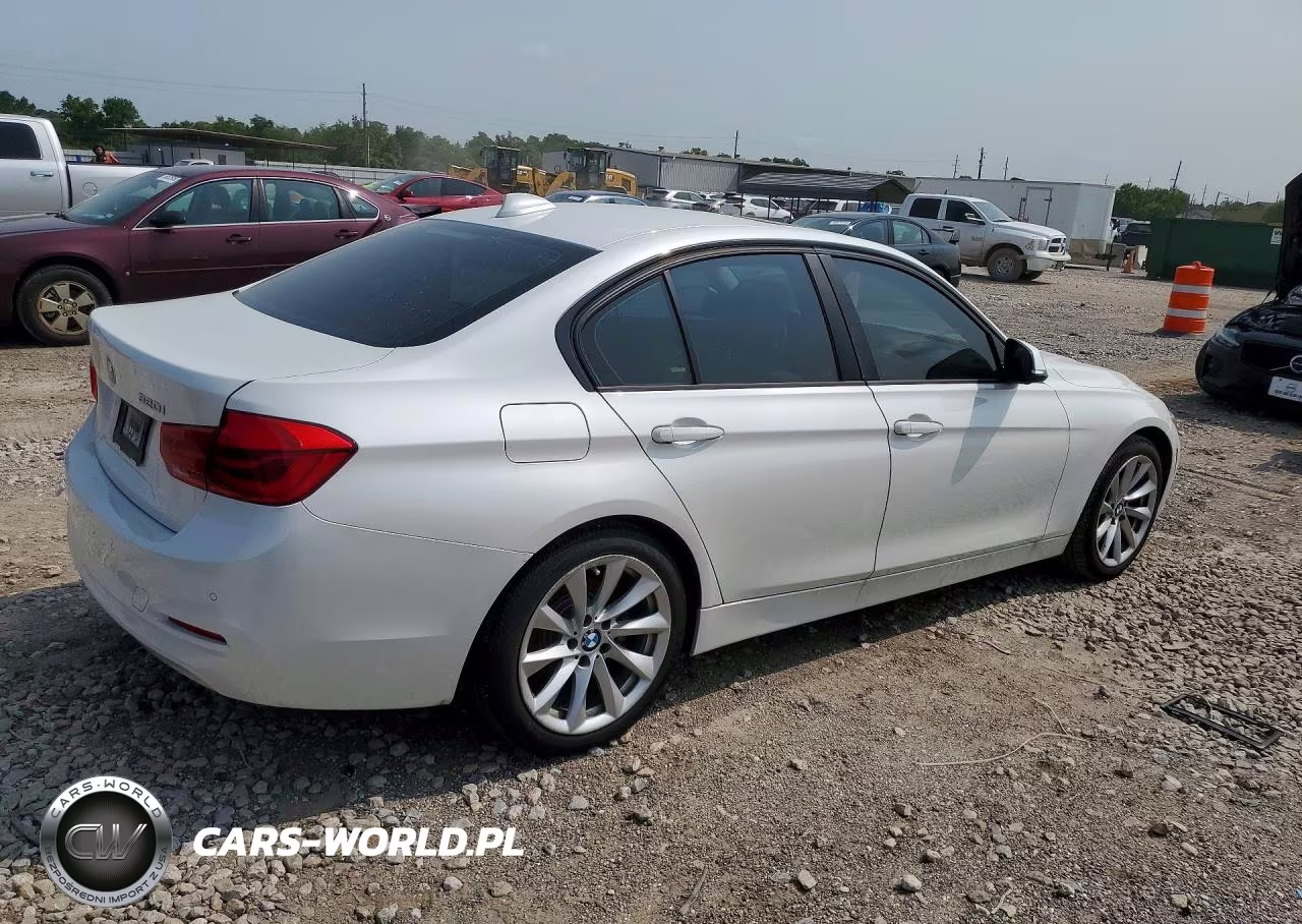 2018 BMW 320 I VIN:WBA8E1G53JNU89295 - 3