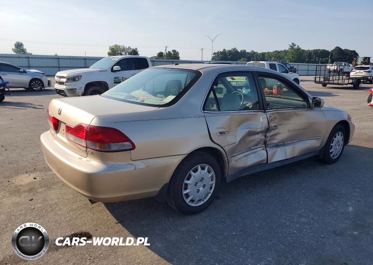 2002 Honda Accord Lx VIN:1HGCG56492A060616 - 3