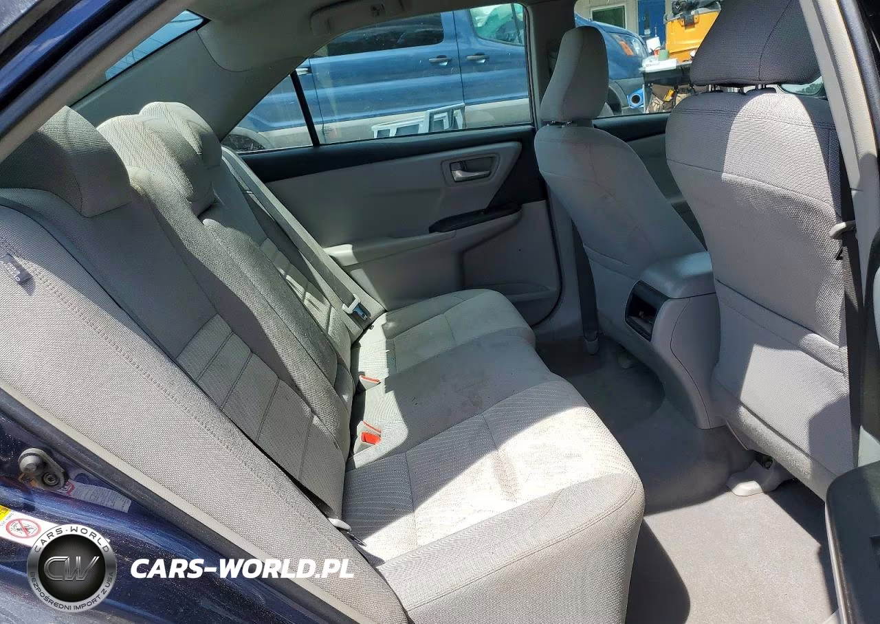 2016 Toyota Camry Le VIN:4T4BF1FK1GR559437 - 10