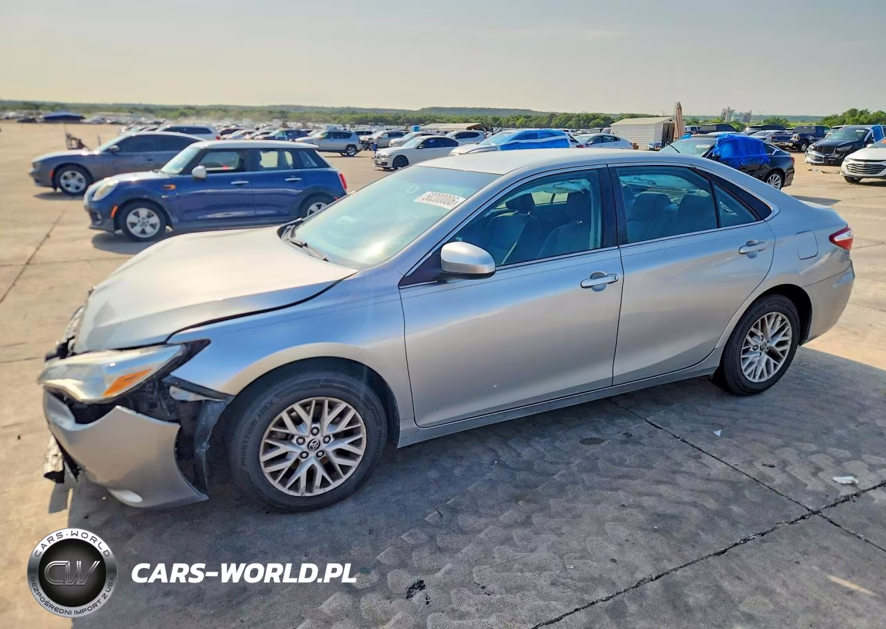 2016 Toyota Camry Le