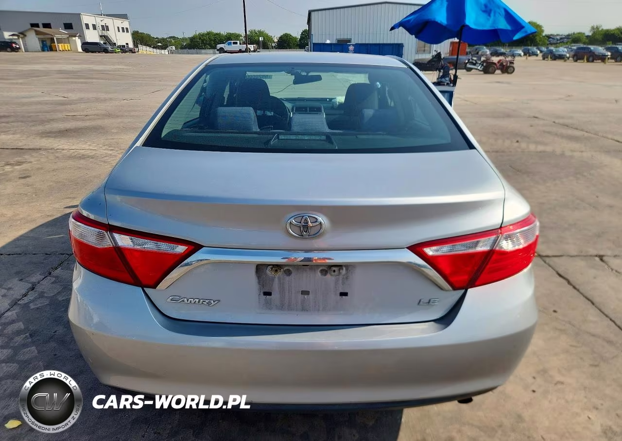 2016 Toyota Camry Le VIN:4T4BF1FK3GR543434 - 6