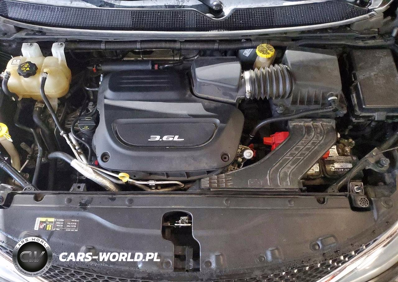 2017 Chrysler Pacifica Touring L VIN:2C4RC1BGXHR702780 - 12