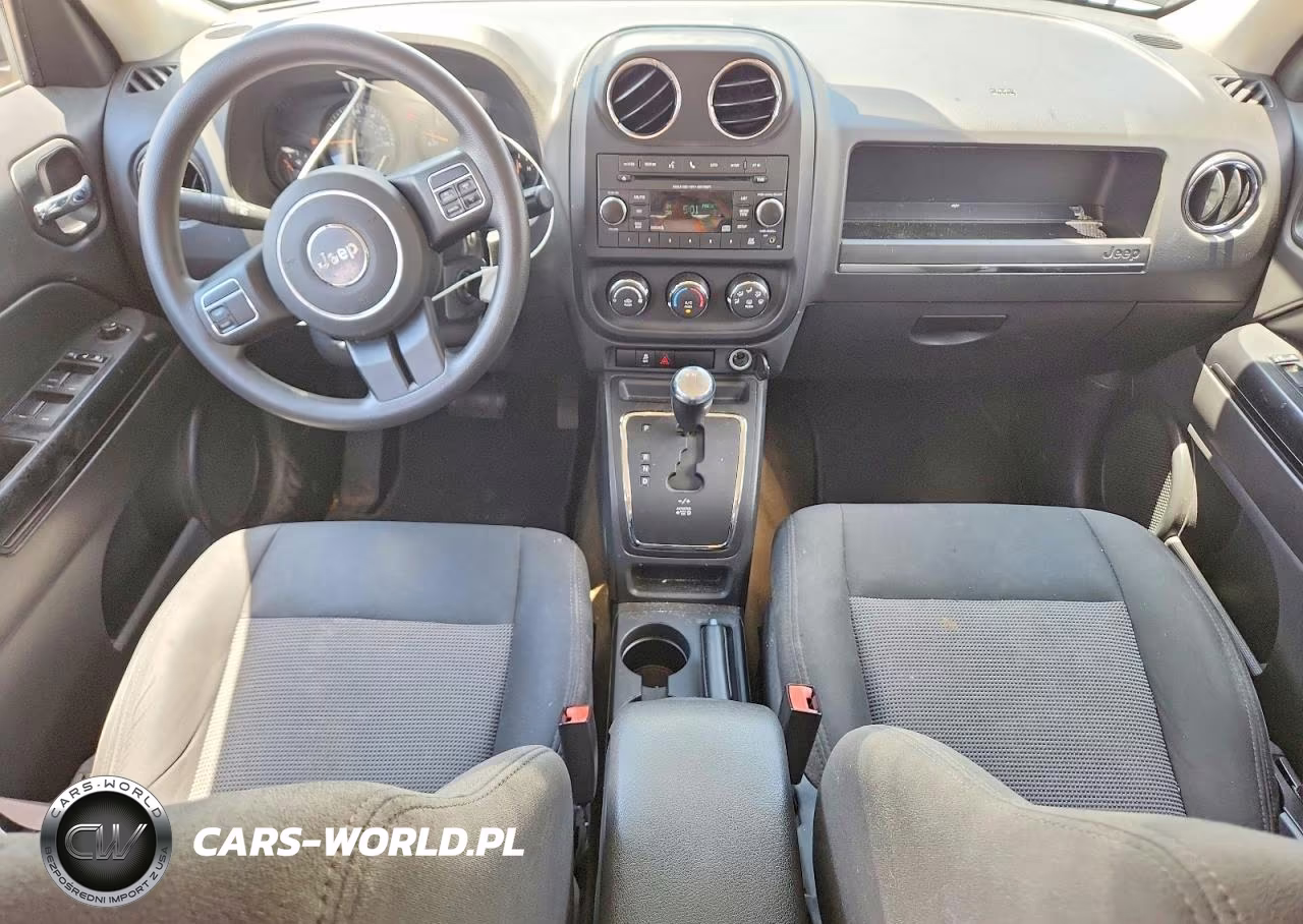 2016 Jeep Patriot Sport VIN:1C4NJPBB3GD738596 - 8