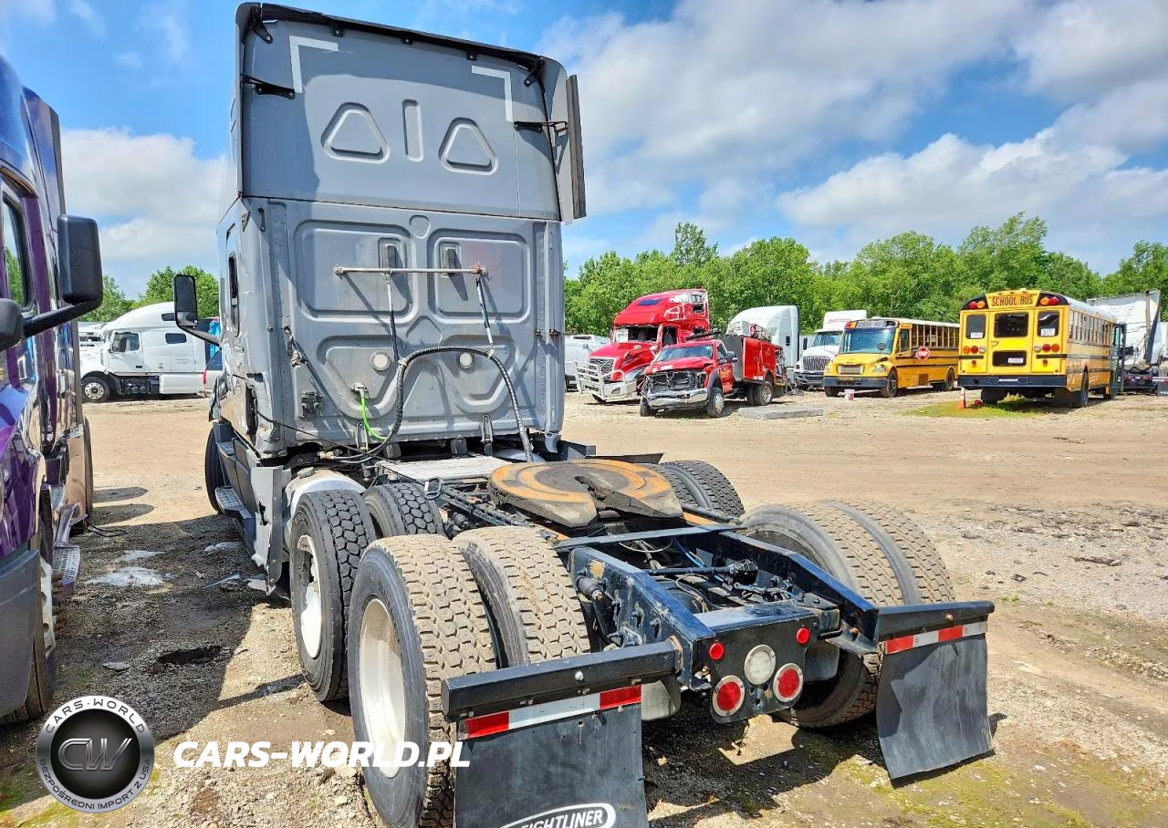 2022 Freightliner Cascadia 126 Semi Truck VIN:3AKJHHDR8NSNB9817 - 3