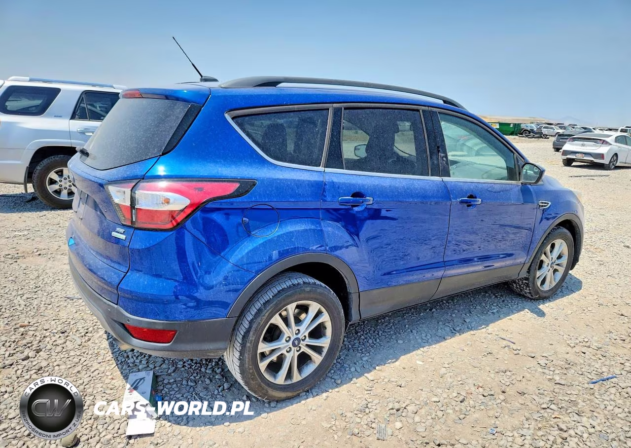 2018 Ford Escape Se VIN:1FMCU0GD7JUC90754 - 3