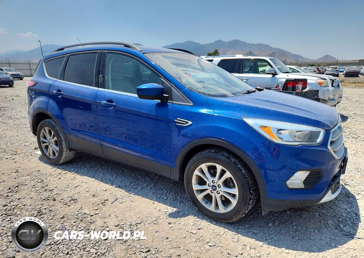 2018 Ford Escape Se VIN:1FMCU0GD7JUC90754 - 4