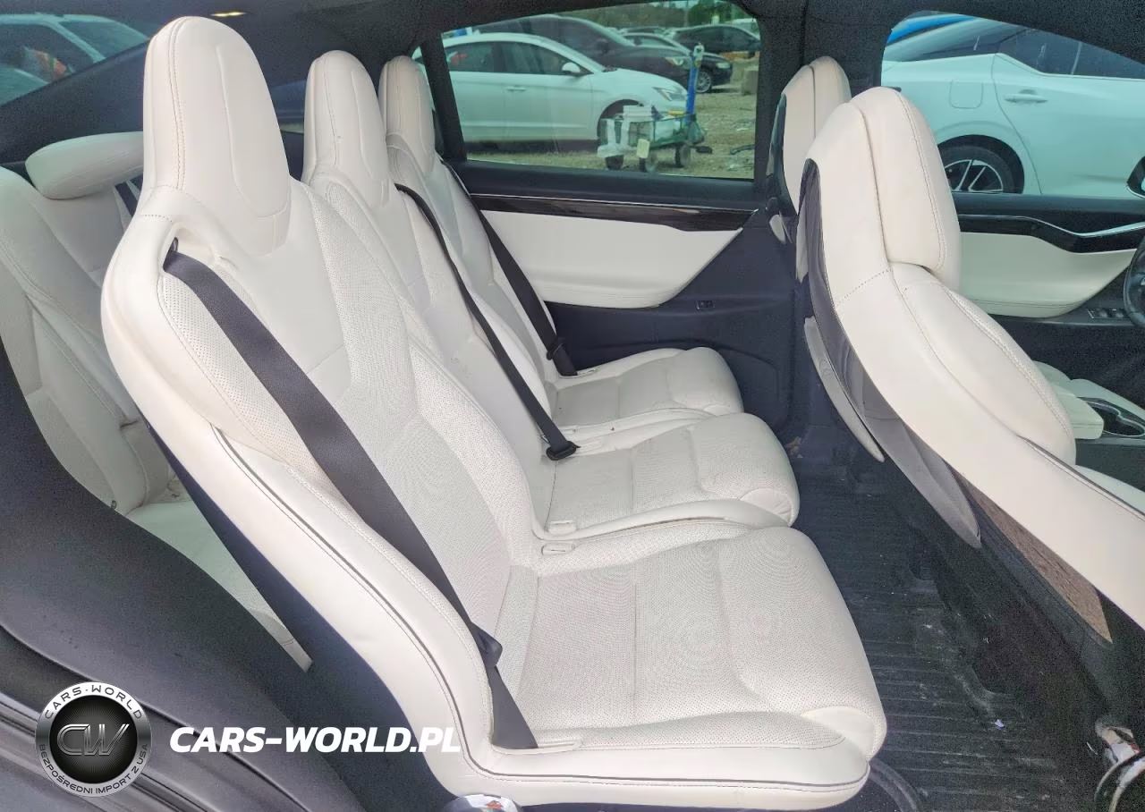 2016 Tesla Model X VIN:5YJXCAE2XGF003571 - 11