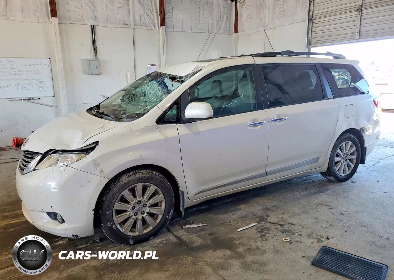 2015 Toyota Sienna Xle Premium 7-Passenger