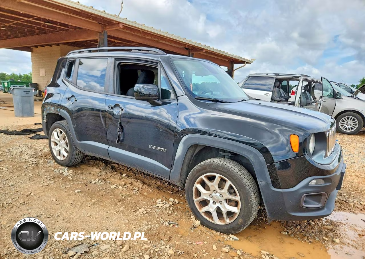 2017 Jeep Renegade Latitude VIN:ZACCJBBB2HPG62060 - 4