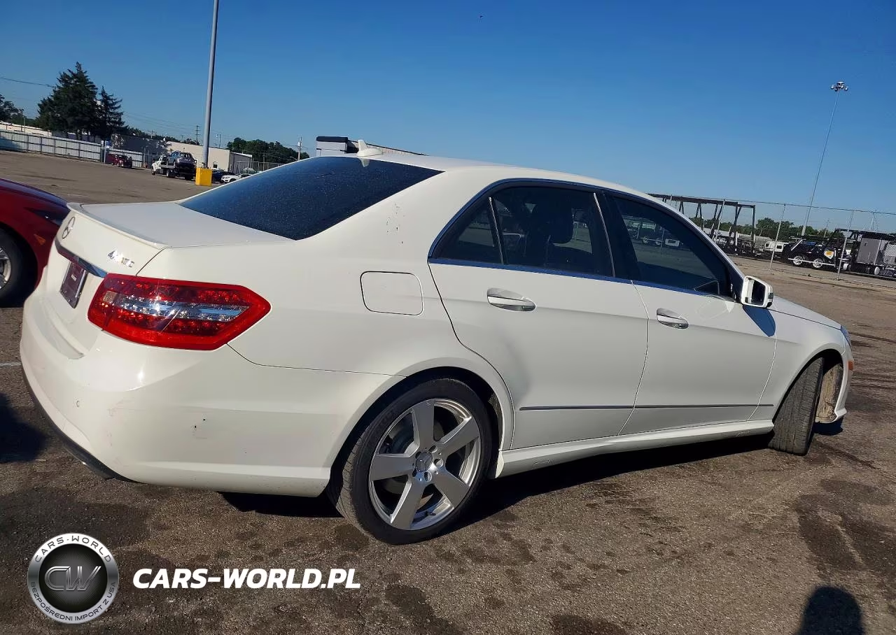 2012 Mercedes-Benz E 550 4Matic VIN:WDDHF9BB6CA606315 - 3