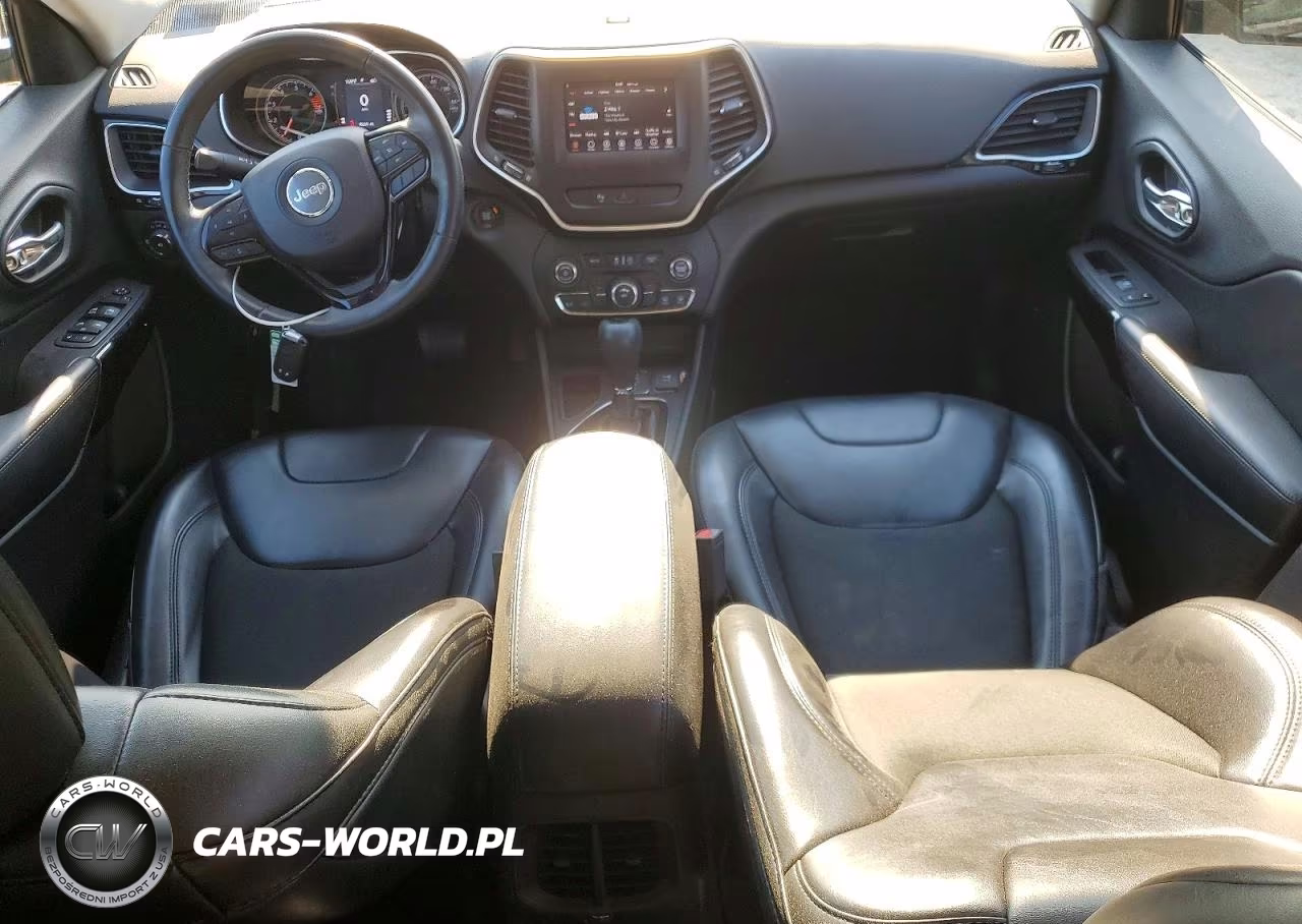 2019 Jeep Cherokee Latitude Plus VIN:1C4PJLLB3KD454099 - 8