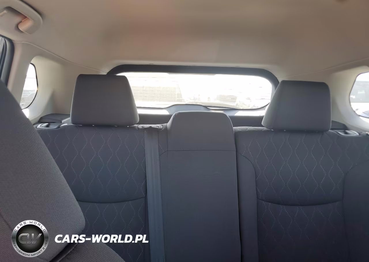 2022 Toyota Corolla Cross Le VIN:7MUCAAAG3NV034441 - 10