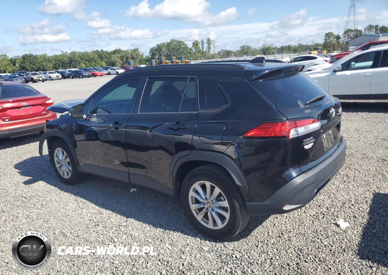 2022 Toyota Corolla Cross Le VIN:7MUCAAAG3NV034441 - 2