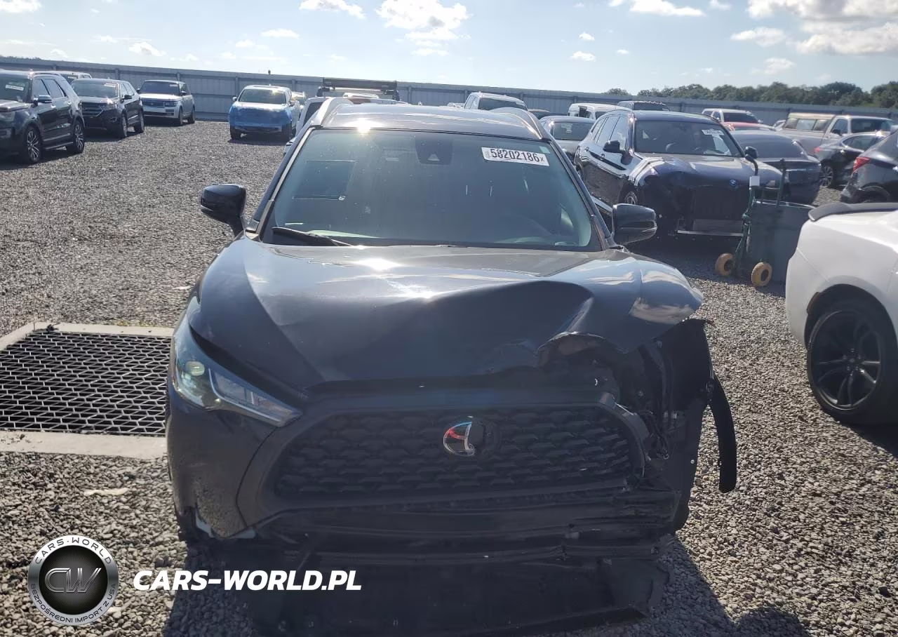 2022 Toyota Corolla Cross Le VIN:7MUCAAAG3NV034441 - 5