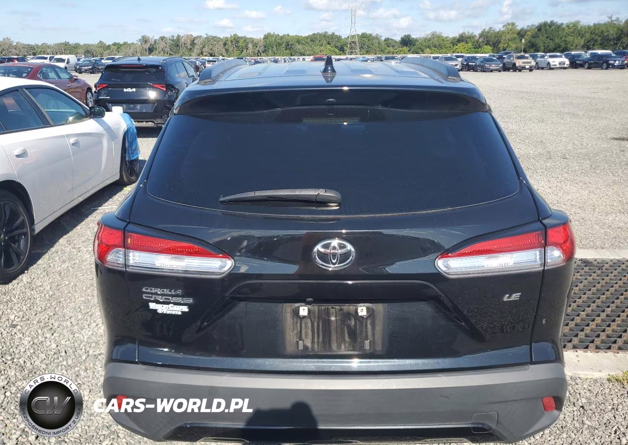 2022 Toyota Corolla Cross Le VIN:7MUCAAAG3NV034441 - 6
