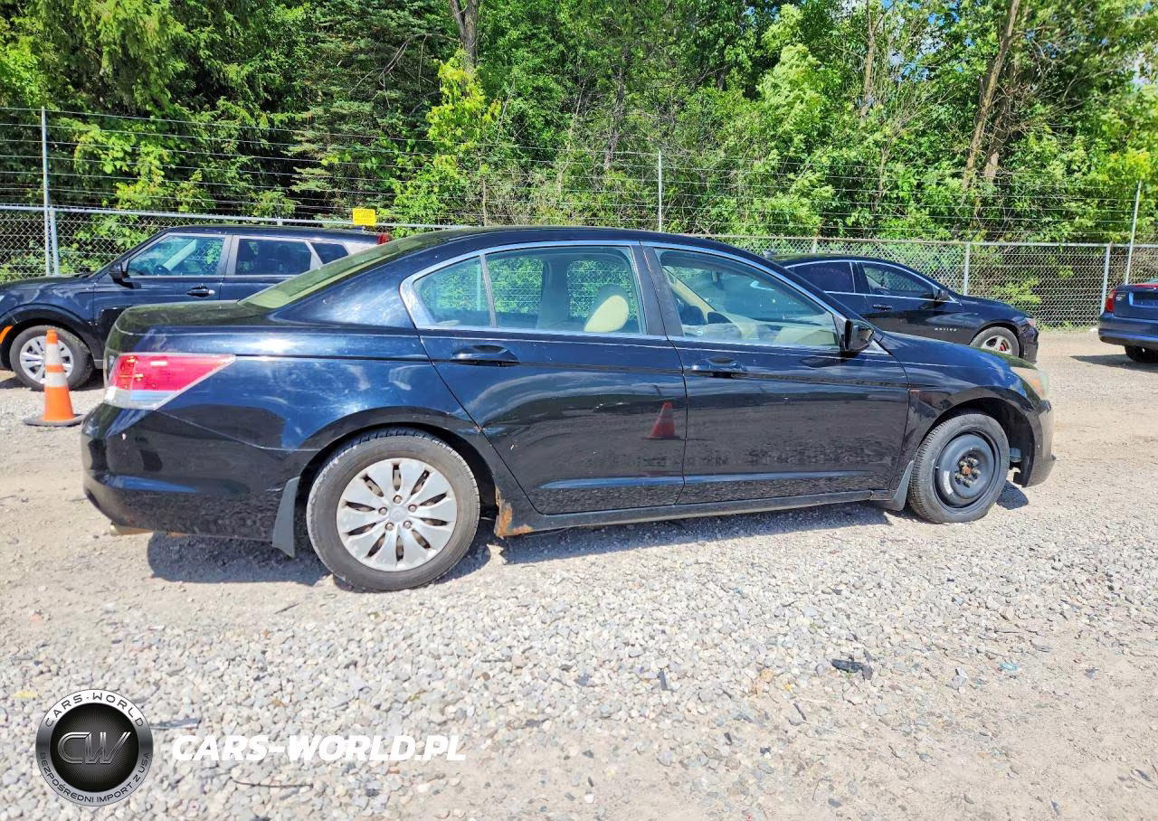 2008 Honda Accord Lx VIN:1HGCP26318A140636 - 3
