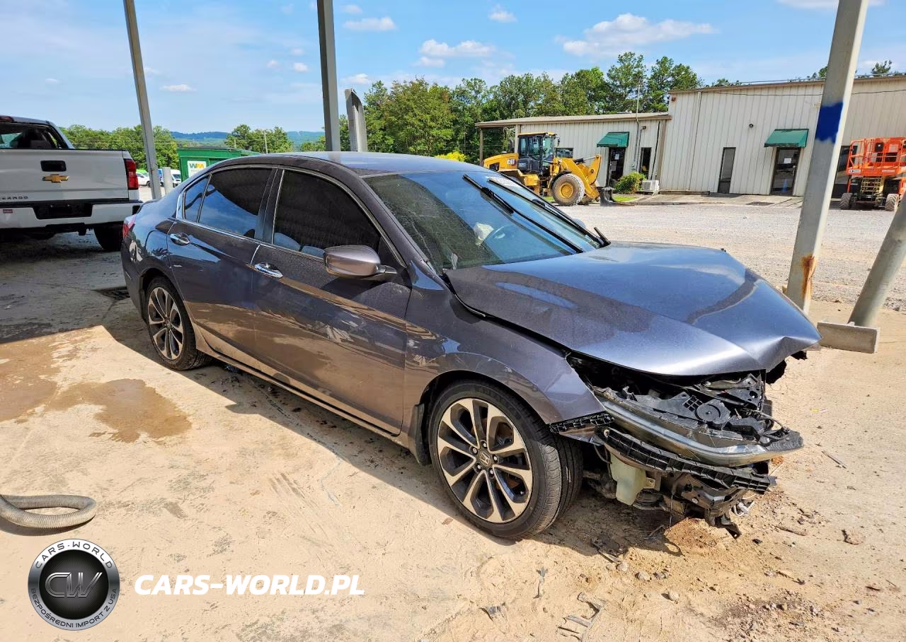 2015 Honda Accord Sport VIN:1HGCR2F5XFA164331 - 4