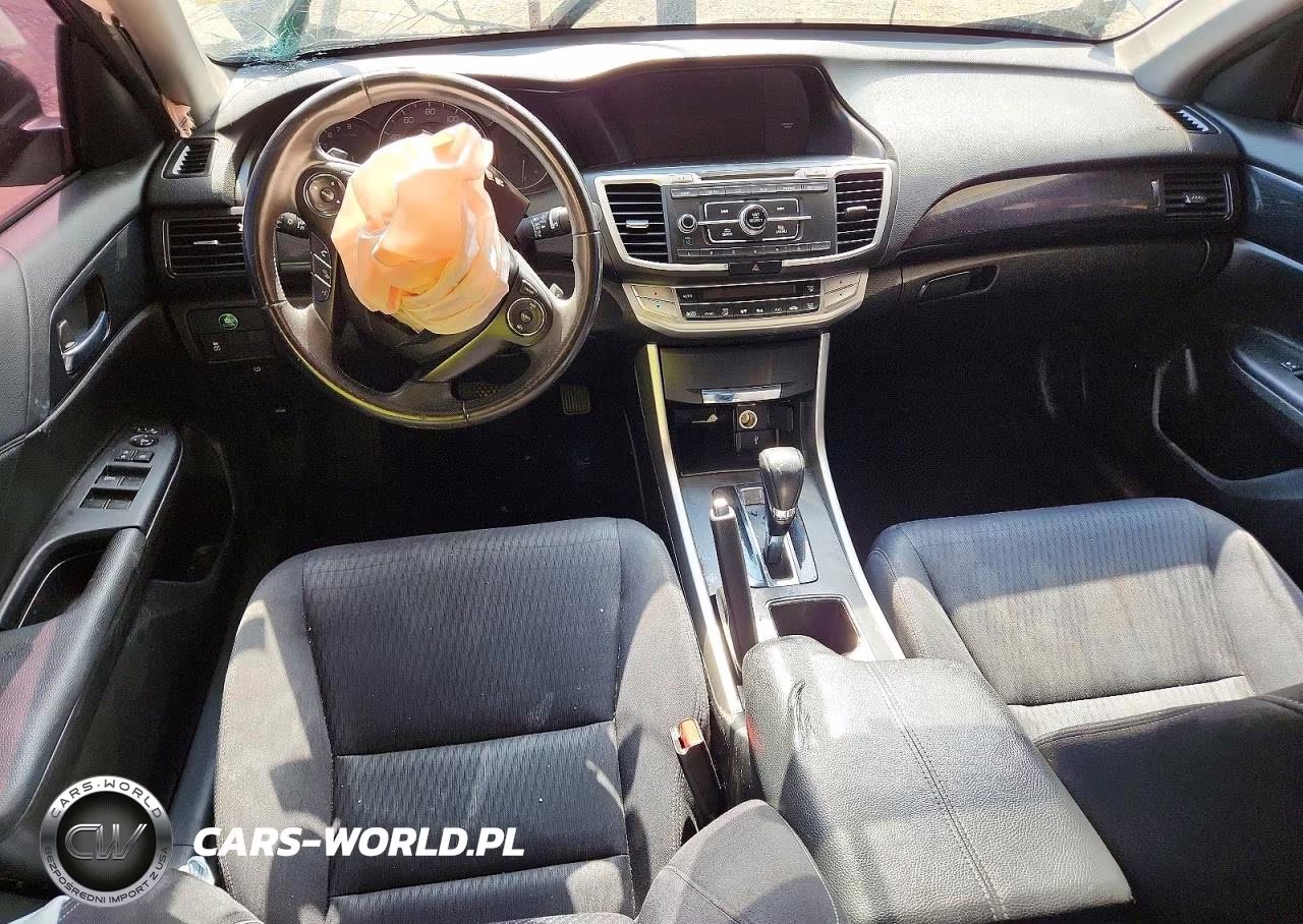 2015 Honda Accord Sport VIN:1HGCR2F5XFA164331 - 8