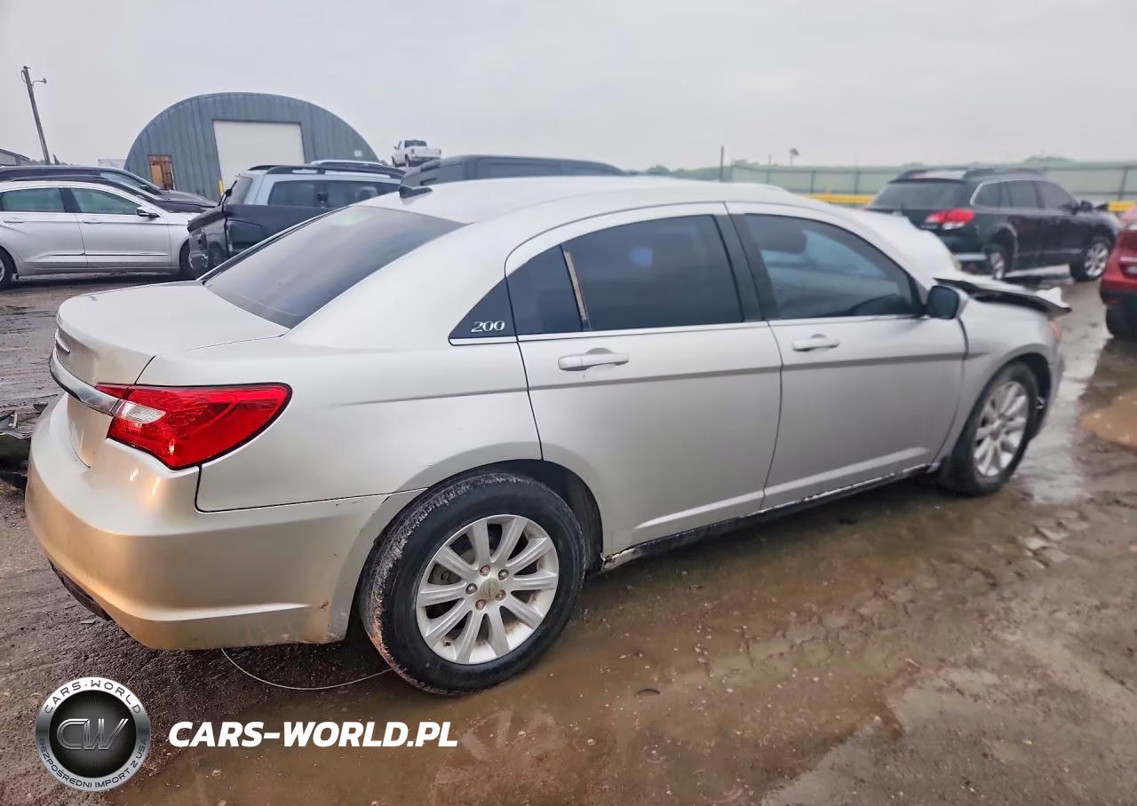 2012 Chrysler 200 Lx VIN:1C3CCBABXCN229264 - 3
