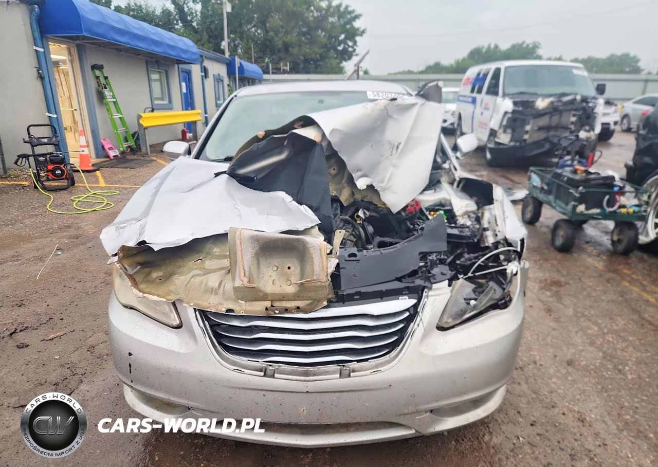 2012 Chrysler 200 Lx VIN:1C3CCBABXCN229264 - 5