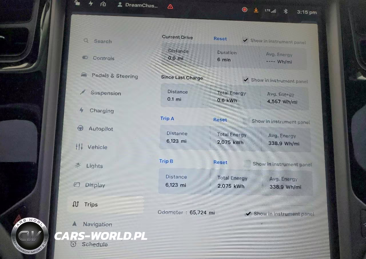 2018 Tesla Model X VIN:5YJXCDE23JF114147 - 17